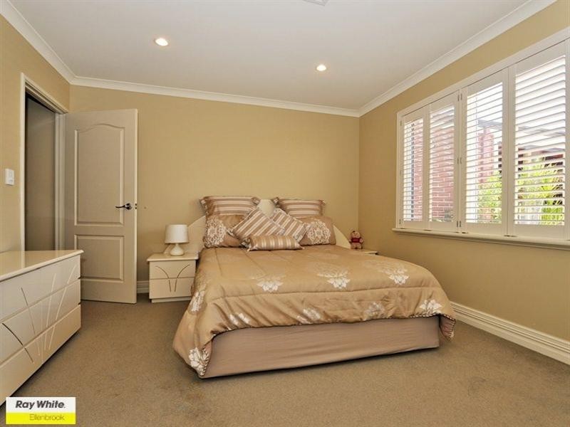 78 Sandown Circle, Henley Brook WA 6055