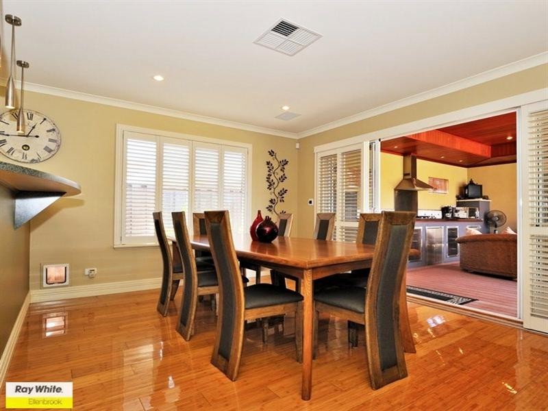 78 Sandown Circle, Henley Brook WA 6055