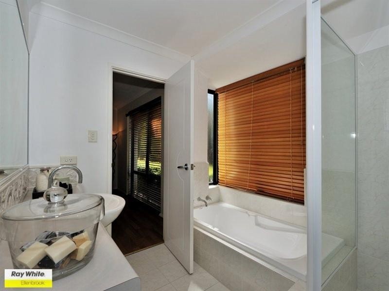 73 Taittinger Grove, The Vines WA 6069