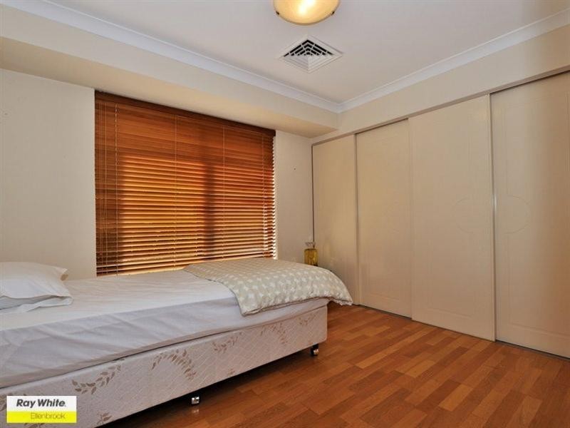 73 Taittinger Grove, The Vines WA 6069
