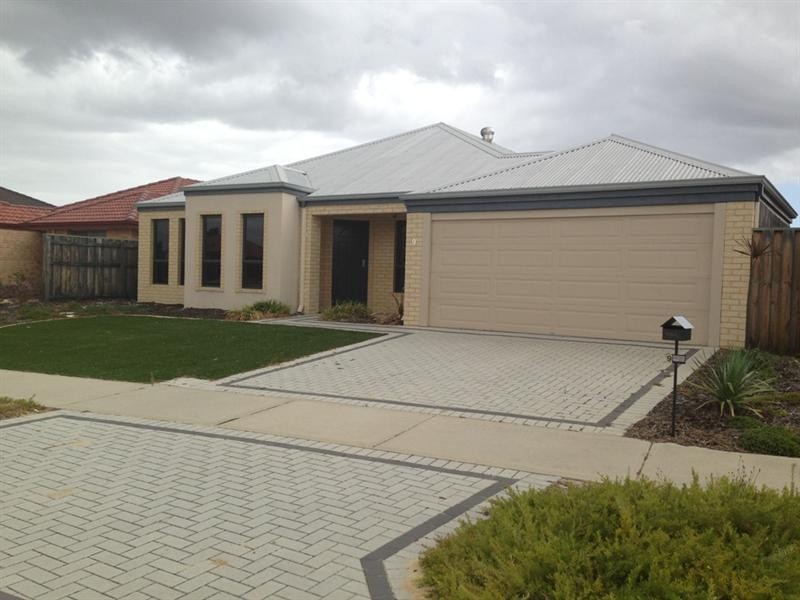 9 Birkett Circle, Ellenbrook WA 6069