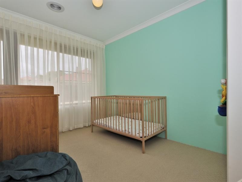 41 Starbush Crescent, Ellenbrook WA 6069