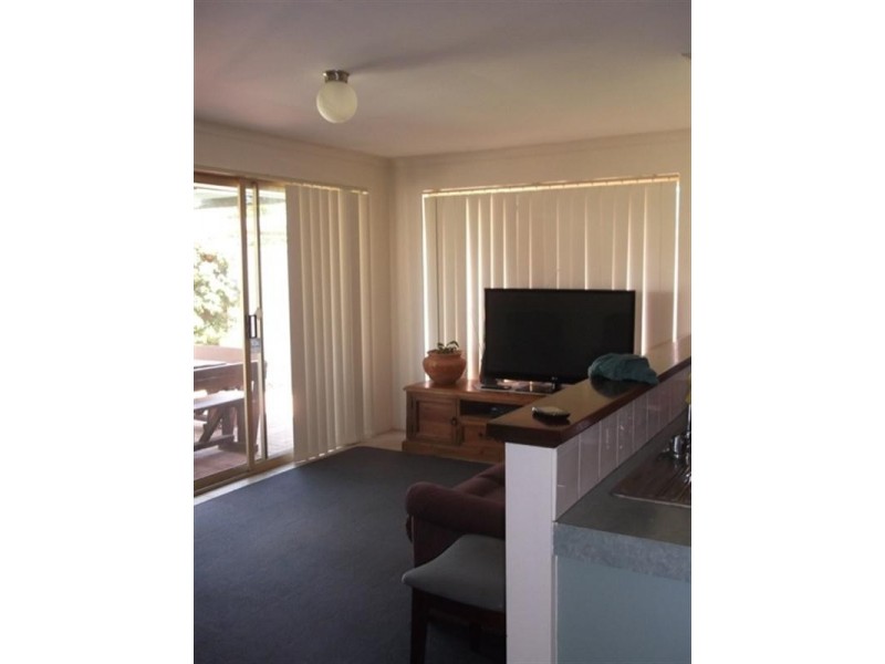 31 Beenan Elbow, South Guildford WA 6055