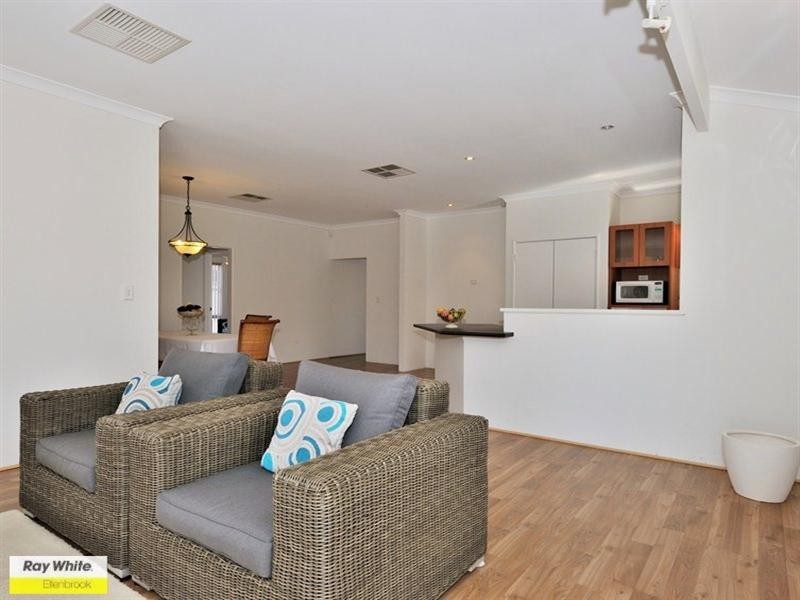 4 Bellini Avenue, Ellenbrook WA 6069