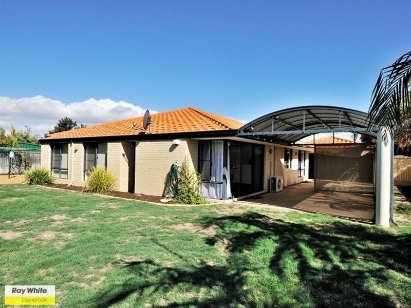 4 Bellini Avenue, Ellenbrook WA 6069