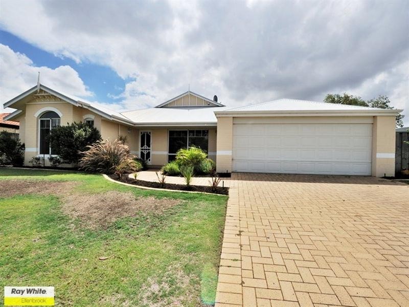 28 Garran Loop, Henley Brook WA 6055