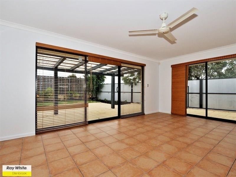 28 Garran Loop, Henley Brook WA 6055