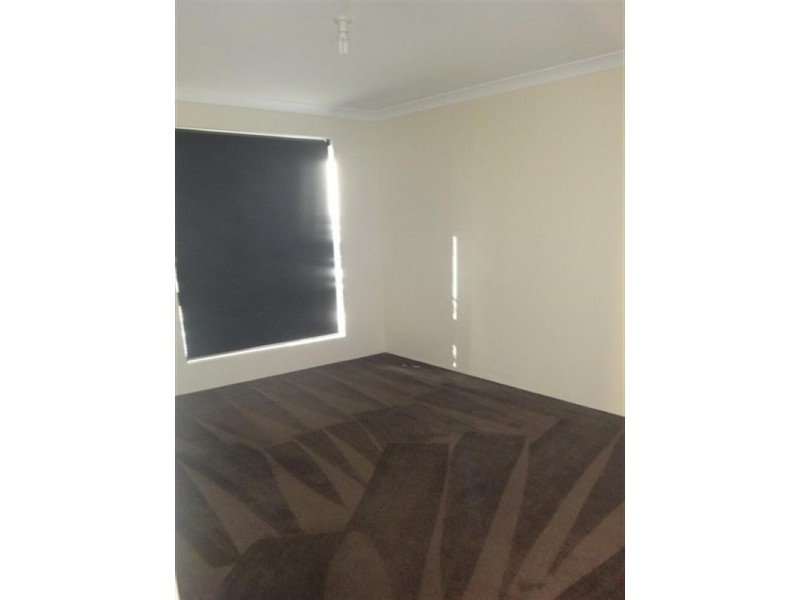 7 Cochrane Loop, Aveley WA 6069