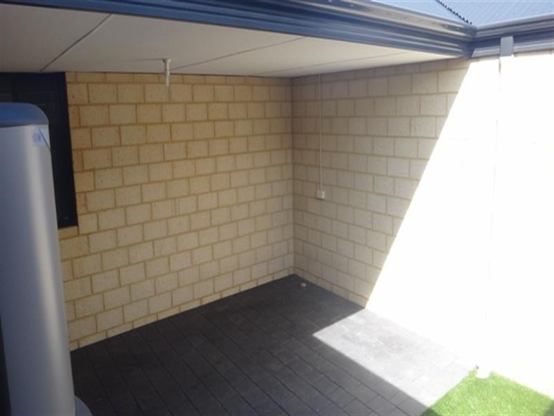 7 Cochrane Loop, Aveley WA 6069