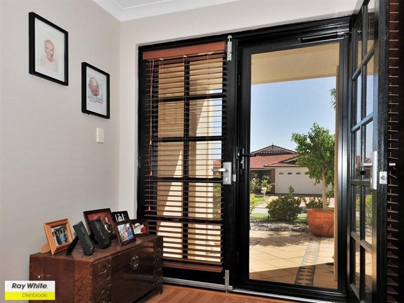 60 Tokara Avenue, Henley Brook WA 6055