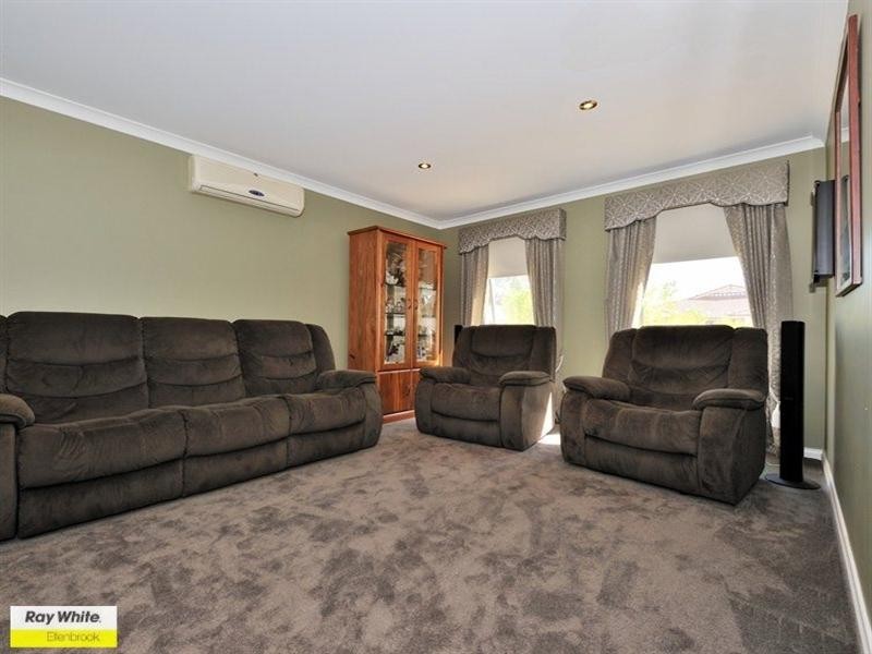 60 Tokara Avenue, Henley Brook WA 6055