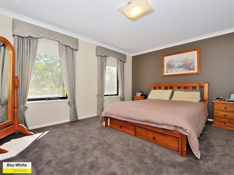 60 Tokara Avenue, Henley Brook WA 6055