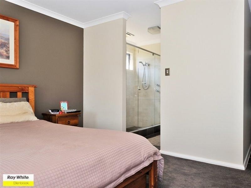 60 Tokara Avenue, Henley Brook WA 6055