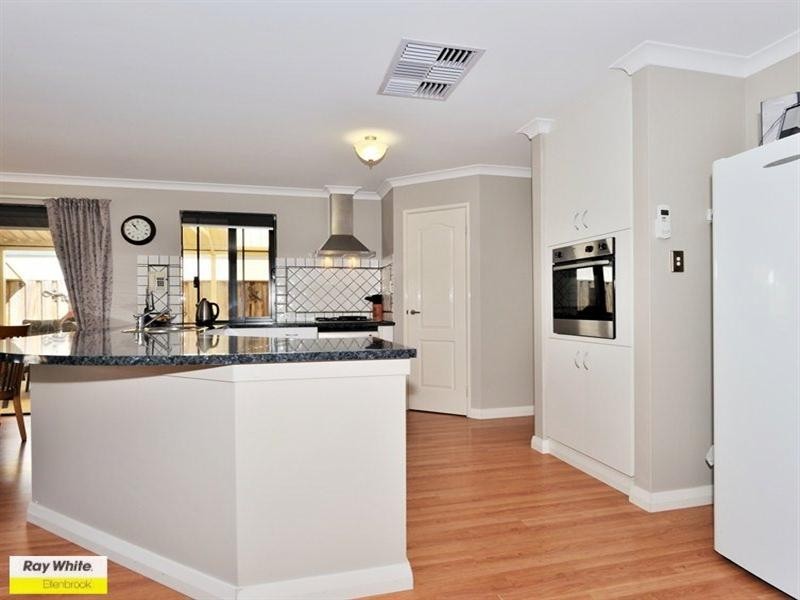 60 Tokara Avenue, Henley Brook WA 6055