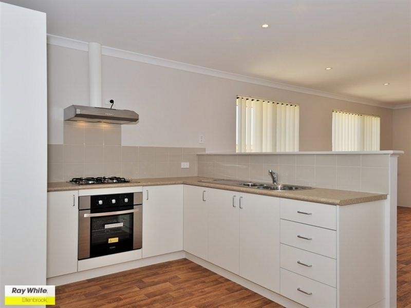 5 Addingham Drive, Ellenbrook WA 6069