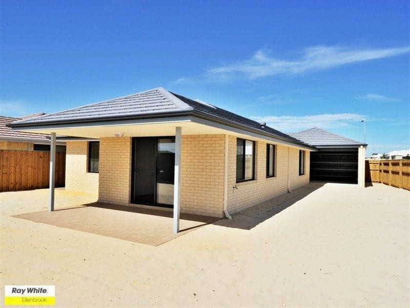 5 Addingham Drive, Ellenbrook WA 6069