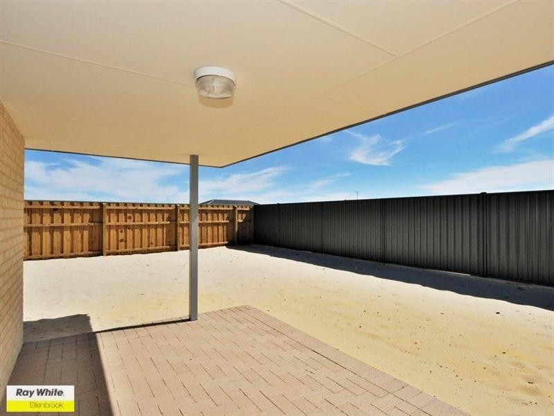 5 Addingham Drive, Ellenbrook WA 6069