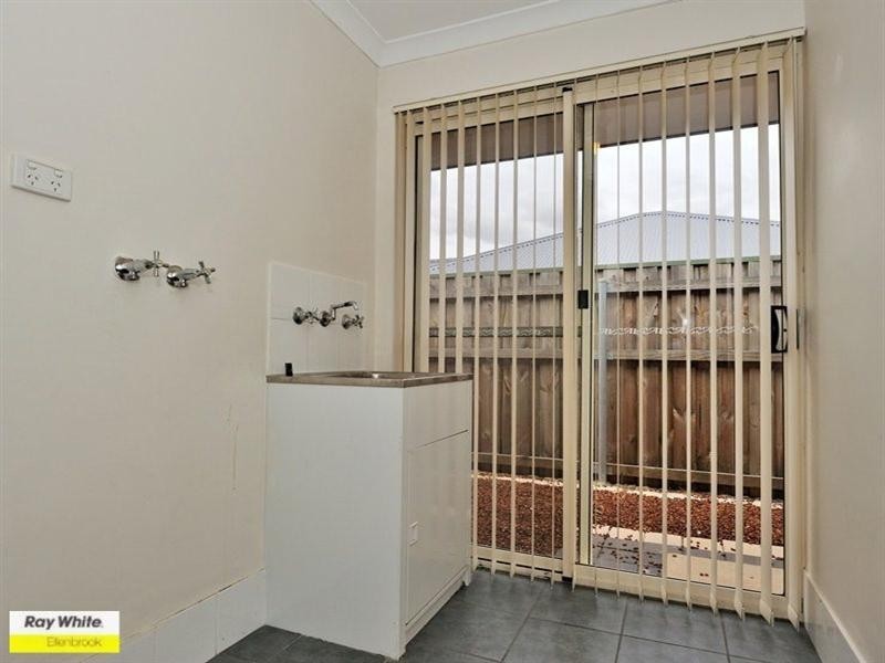 3 Morella Cross, Ellenbrook WA 6069