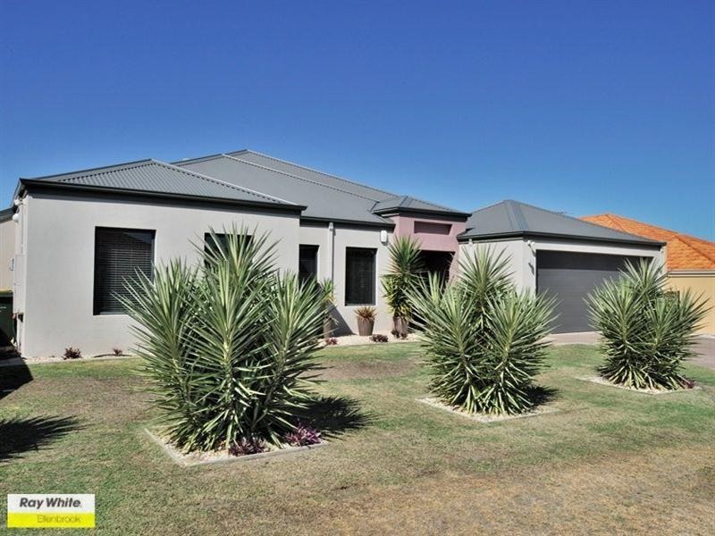 113 Roxburghe Drive, The Vines WA 6069