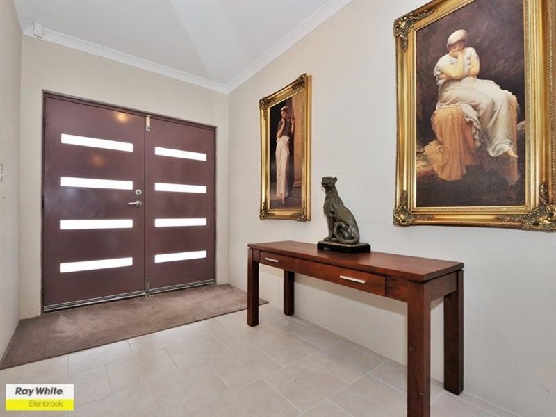 113 Roxburghe Drive, The Vines WA 6069