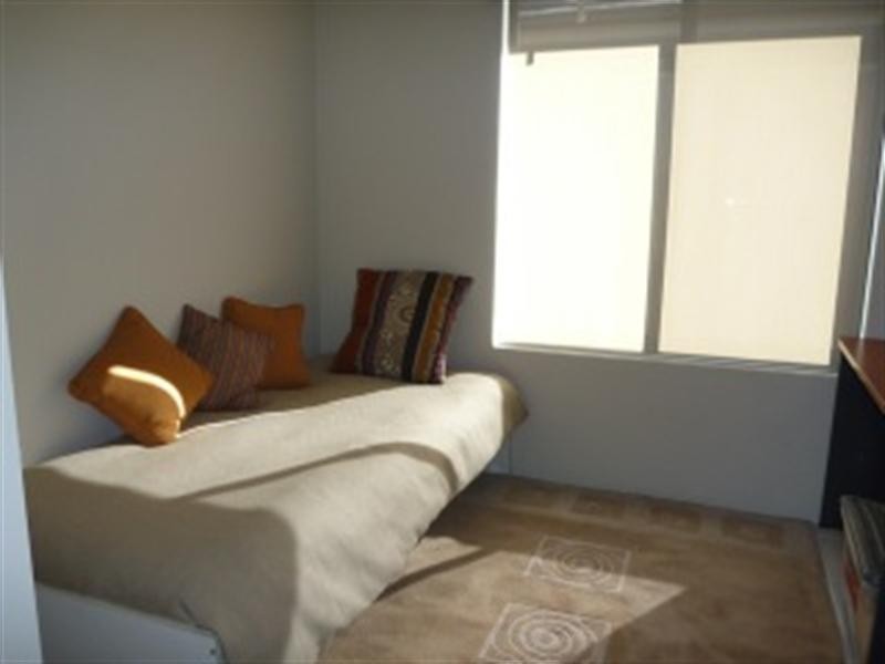 113 Roxburghe Drive, The Vines WA 6069