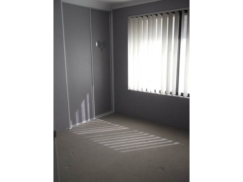 17 Kirkley Pass, Aveley WA 6069