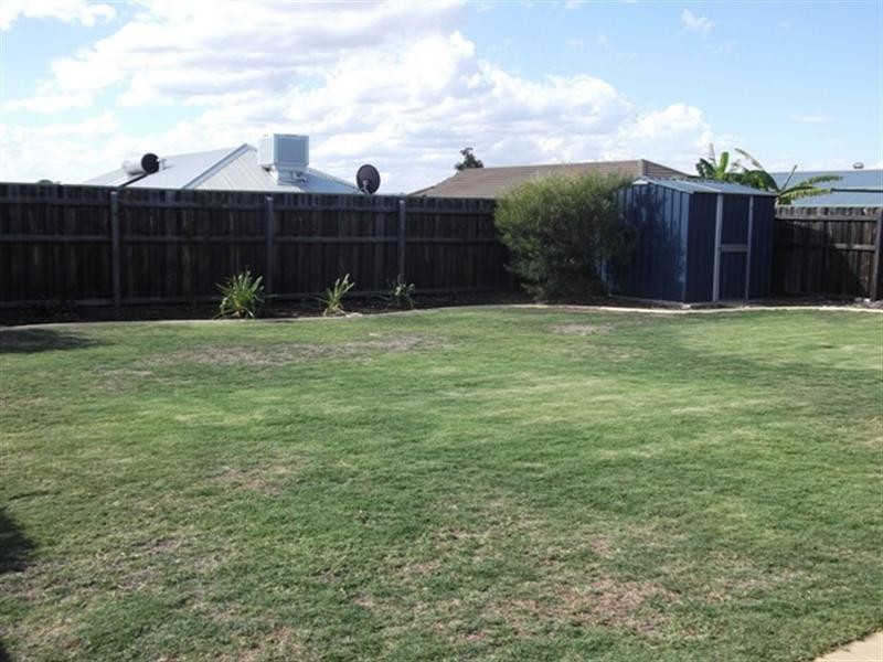 9 Branxholme Terrace, Ellenbrook WA 6069