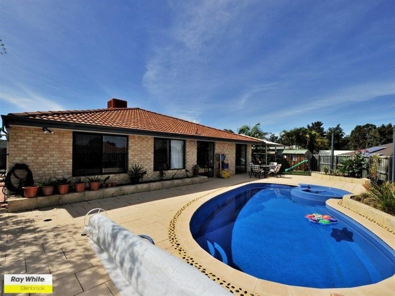 23 Starbush Crescent, Ellenbrook WA 6069