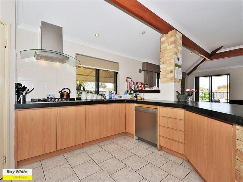 23 Starbush Crescent, Ellenbrook WA 6069