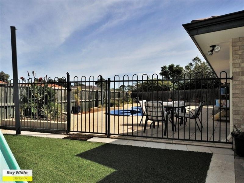 23 Starbush Crescent, Ellenbrook WA 6069