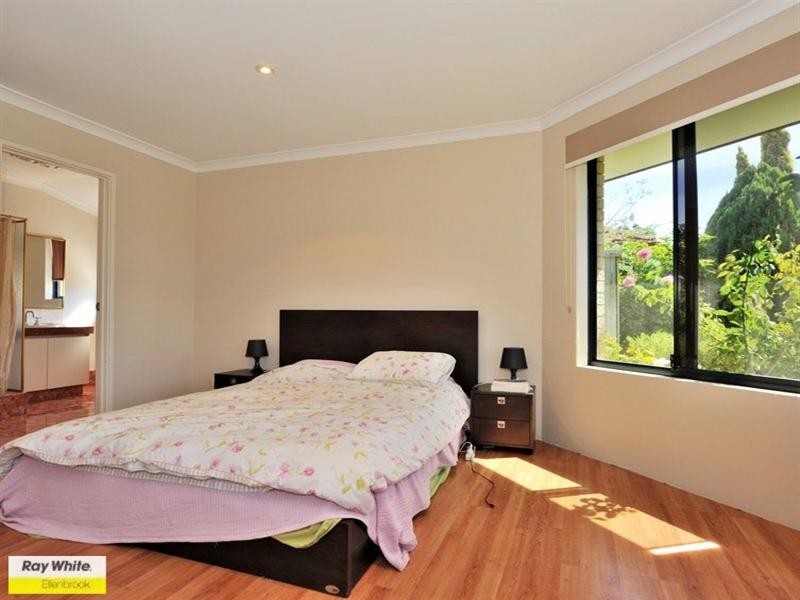 23 Starbush Crescent, Ellenbrook WA 6069