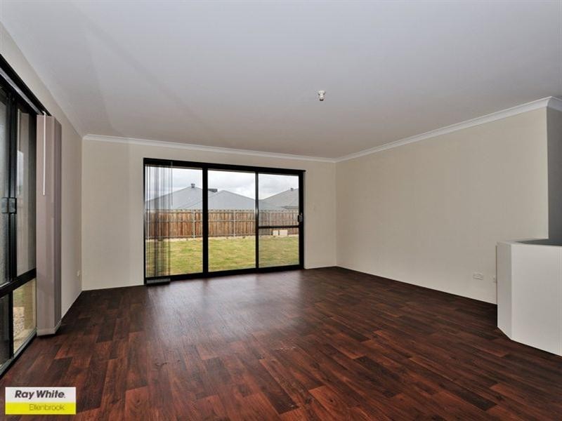 5 Quill Brace, Ellenbrook WA 6069