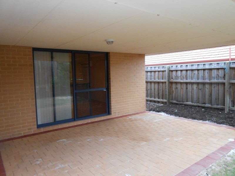 100 Westgrove Drive, Ellenbrook WA 6069