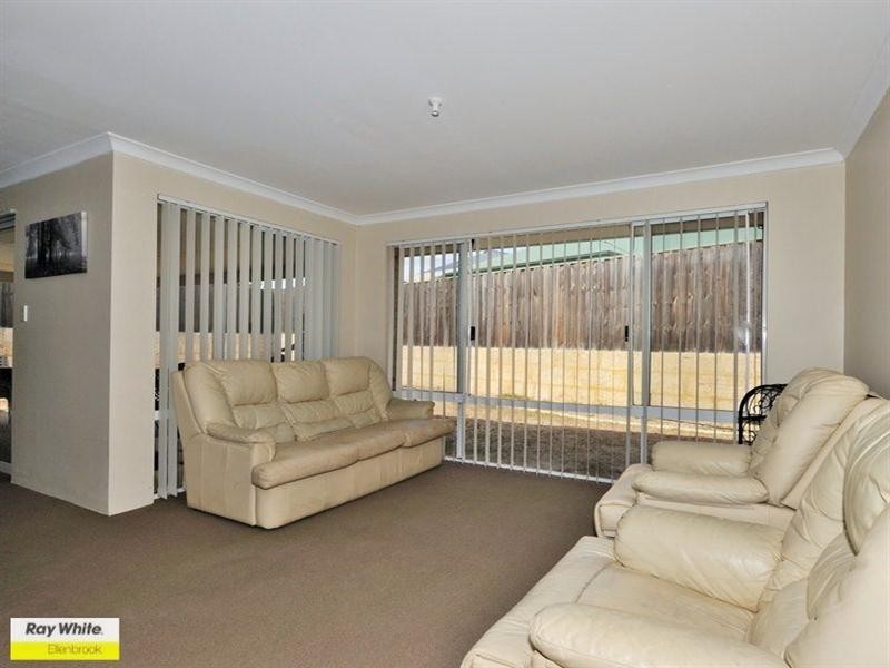 23 Mona Vale Loop, Ellenbrook WA 6069