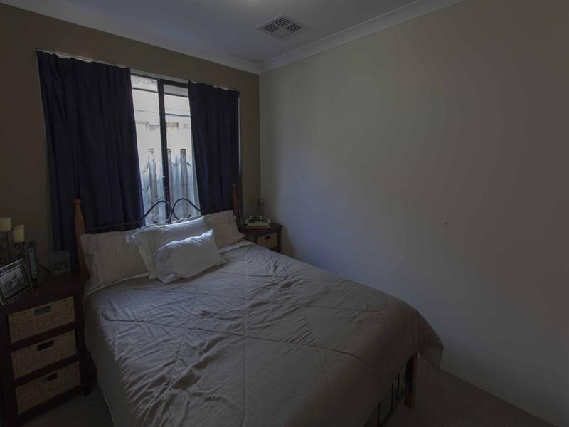 5 Hoyton Close, Ellenbrook WA 6069