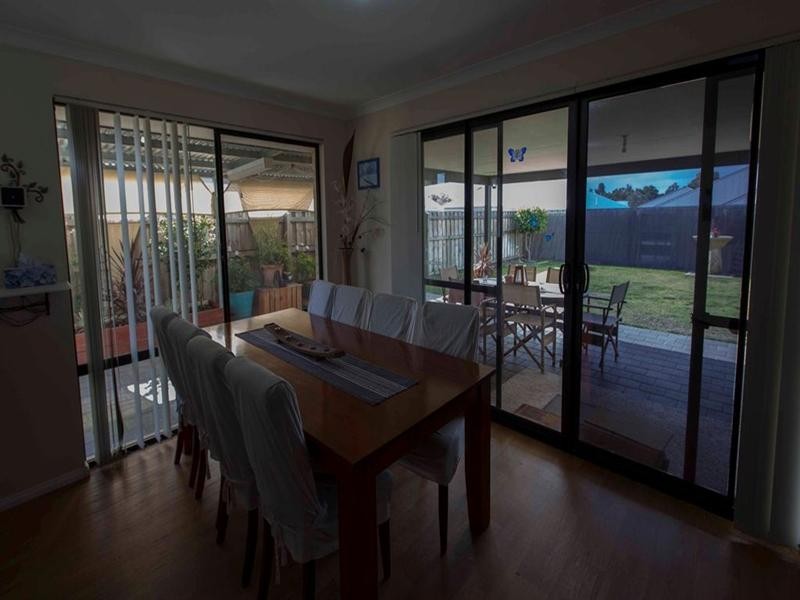 5 Hoyton Close, Ellenbrook WA 6069