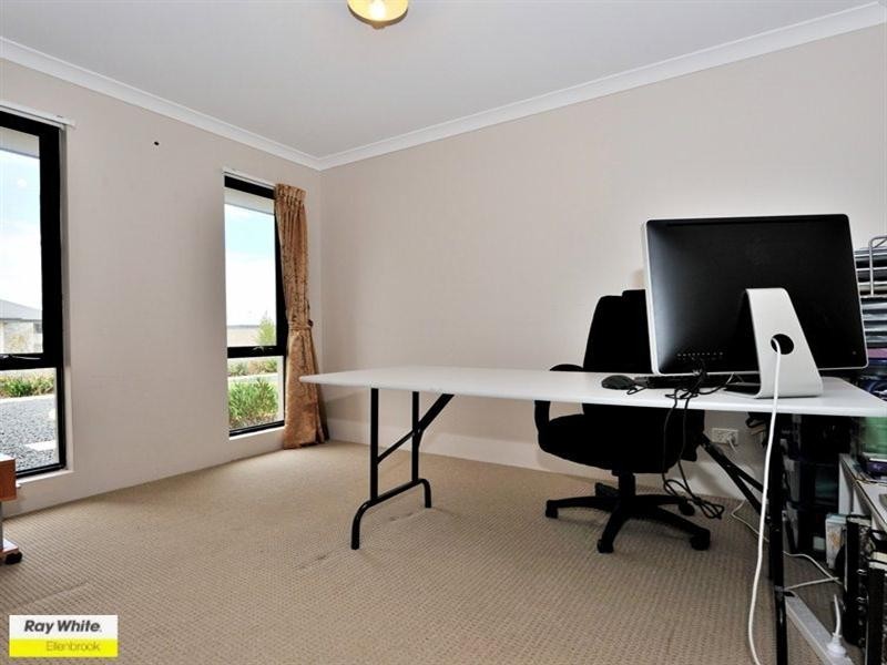 3 Soho Brace, Ellenbrook WA 6069