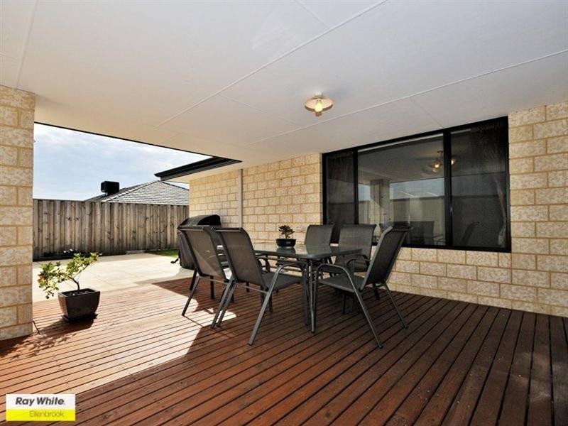 3 Soho Brace, Ellenbrook WA 6069