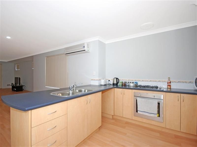 9 Bundaleer Avenue, Ellenbrook WA 6069