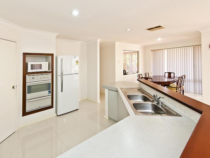 1 Woodmar Mews, Dianella WA 6059