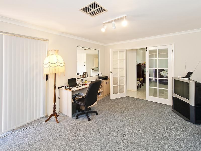 1 Woodmar Mews, Dianella WA 6059