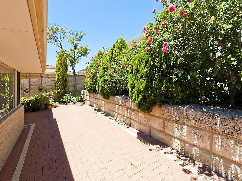 1 Woodmar Mews, Dianella WA 6059
