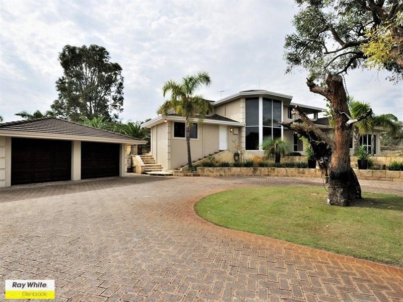 12 Bordeaux Lane, The Vines WA 6069