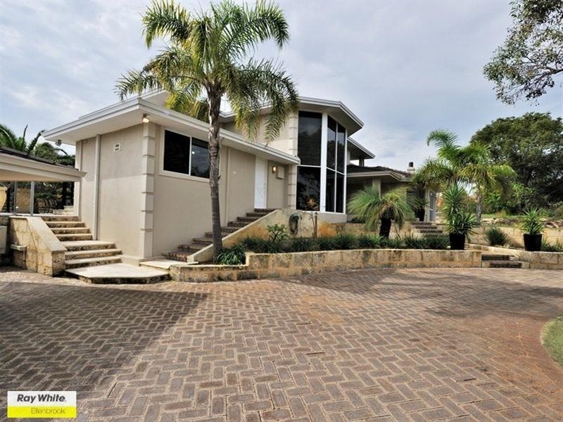 12 Bordeaux Lane, The Vines WA 6069