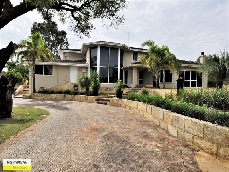 12 Bordeaux Lane, The Vines WA 6069