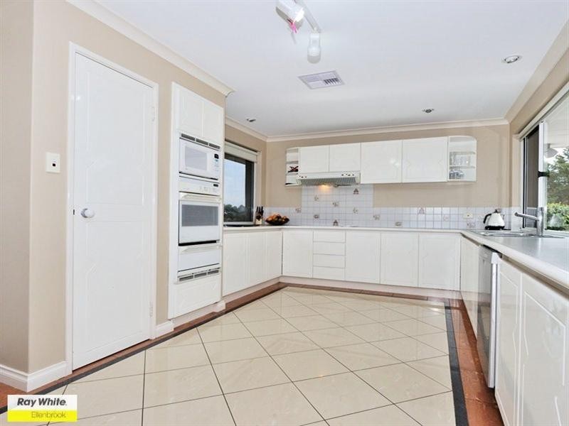 12 Bordeaux Lane, The Vines WA 6069