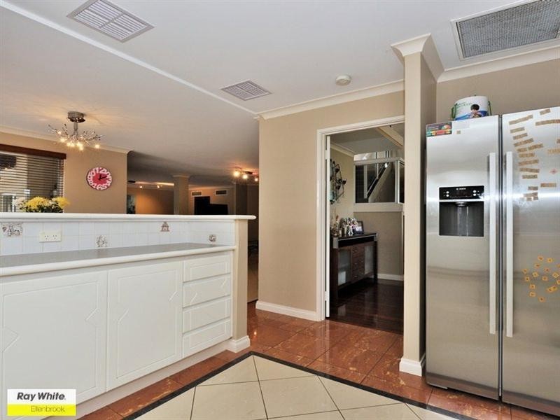 12 Bordeaux Lane, The Vines WA 6069