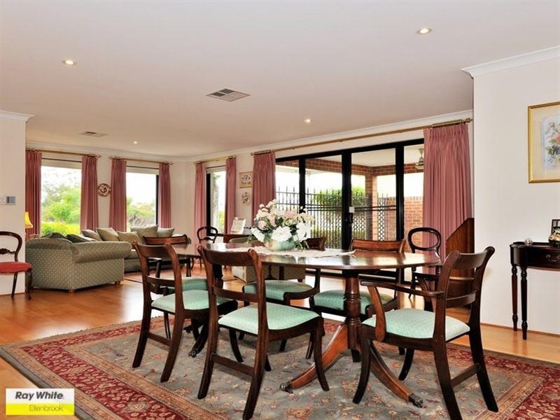1 Cabernet Place, The Vines WA 6069