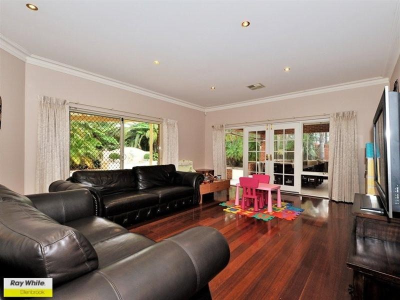 47 Taittinger Grove, The Vines WA 6069