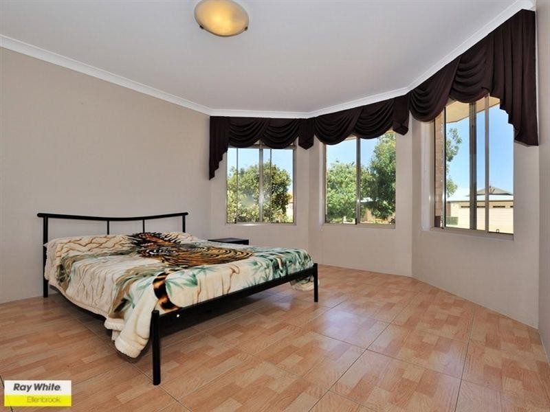 14 FORGE Lane, Henley Brook WA 6055